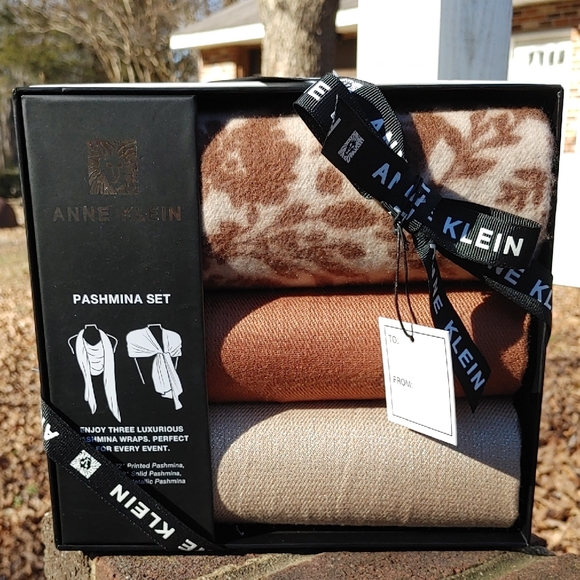 Anne Klein Pashmina Set (1259)
